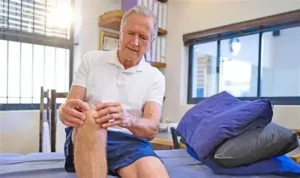 đai bó gối cho người già