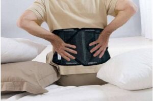 đai đeo lưng thoát vị đĩa đệm